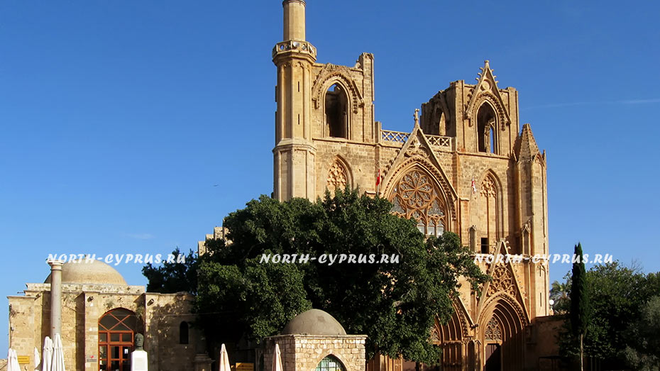Город Фамагуста (Газимагуса) на Северном Кипре